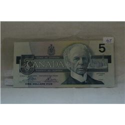 Canada Five Dollar Bill (1)