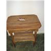 Image 1 : OLD SMALL TABLE