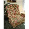 Image 1 : PLUSH BEDROOM CHAIR - FLORAL