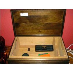 WOODEN HUMIDOR