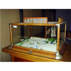 ANTIQUE DISPLAY CASE ( CRACKED)