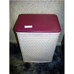 DIRTY CLOTHES HAMPER