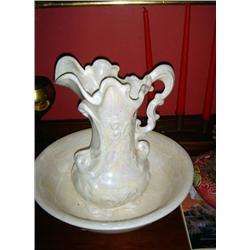 PITCHER & BASIN