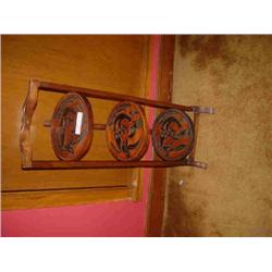 ORIENTAL STYLE 3 SHELF STAND W/FISH
