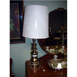 GOLD TONE LAMP W/SHADE