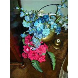 FLORAL ARRANGEMENT IN BRASS BUCK