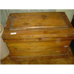 ANTIQUE WOODEN TRUNK