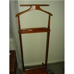 WOODEN CLOTHES BUTLER