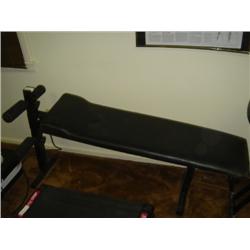 WEIGHT BENCH