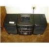 Image 1 : SANYO 6 DISC CD CHANGER/CASSETTE/ RADIO BOOM BOX