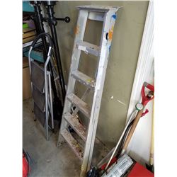 6FT ALUMINUM A FRAME LADDER