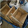 Image 2 : BLUE TOTE OF CEDAR PLANTER BASKETS