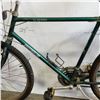 Image 2 : 15 SPEED GREEN SUTEKI MOUNTAIN BIKE
