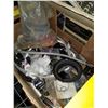 Image 2 : BOX OF BATHROOM HARDWARE
