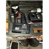 Image 4 : CRAFTSMAN 18V CORDLESS DRILL AND LIGHT SET