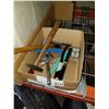 Image 1 : TRAY OF HAMMERS AND OTHER TOOLS
