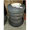 Image 1 : 4 TRAILER TIRES 4 AND 5 BOLT, AND SPARE TIRE