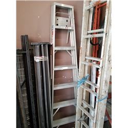 8FT ALUMINUM A-FRAME LADDER