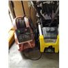 Image 4 : 2 RETURNED ELECTRIC POWER WASHERS
