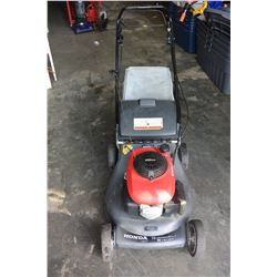 HONDA LAWNMOWER W/BAG