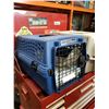 Image 3 : 2 SMALL PET KENNELS