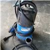 Image 3 : POWER FIST SUB PUMP