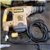 Image 1 : DEWALT DW 570 HAMMER DRILL TESTED AND WORKING