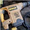 Image 2 : DEWALT DW 570 HAMMER DRILL TESTED AND WORKING