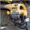 Image 3 : DEWALT DW 570 HAMMER DRILL TESTED AND WORKING