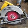 Image 2 : DEWALT CIRCULAR SAW TESTED AND WORKING