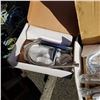 Image 3 : 2 FAUCETS