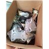 Image 2 : BOX OF NEW CASTORS