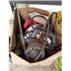 Image 2 : BOX LOT OF POWER TOOLS