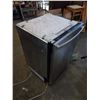 Image 2 : BOSCH STAINLESS BUILT IN DISHWASER