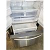 Image 3 : SAMSUNG 36 INCH STAINLESS FRENCH DOOR AND BOTTOM FREEZER FRIDGE WITH ICE MAKER AND WATER DISPENSER, 