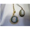 Image 2 : 2 WEDGE WOOD CAMEN PENDANTS ON CHAINS
