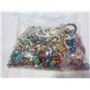 Image 2 : BAG OF BEADS AND NECKLACES