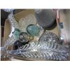 Image 2 : LOT OF GLASS LEAFS, FROGS, CERAMIC AND GLASS INSULATORS, AND SILVER PLATE