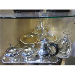 WM ROGERS SILVER SERVICE SET