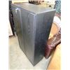 Image 2 : BLACK CABINET WITH KEY