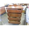 Image 2 : 4 DRAWER DRESSER W/ WOOD CASTORS