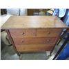 Image 1 : 4 DRAWER DRESSER ON CASTORS