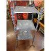Image 2 : 3 TIER CAST IRON STAND