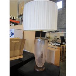 TRI LIGHT TABLE LAMP