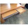 Image 3 : OAK DESK WITH HUTCH