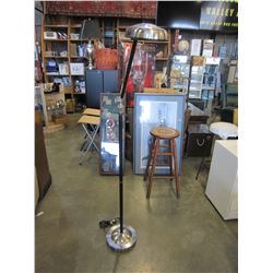 HAMPTON BAY ADJUSTABLE FLOOR LAMP