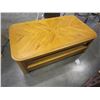 Image 3 : OAK COFFEE TABLE