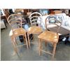 Image 1 : 3 WOOD BAR STOOLS