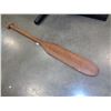 Image 3 : CARVED NATIVE PADDLE