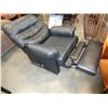 Image 3 : BLACK LEATHER RECLINER